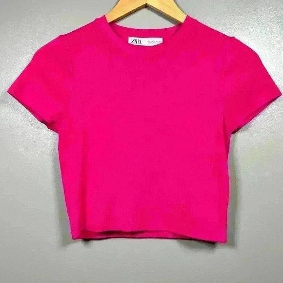 Zara Tops - ZARA Hot Pink Short Sleeve Sweater Top Stretchy Crop 50s Style Crew Neck Women L